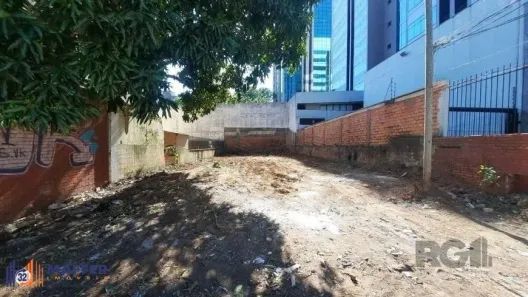 Lote/Terreno à venda, 305m² no Boa Vista, Porto Alegre