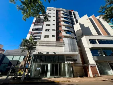 Apartamento com 3 Quartos para venda ou aluguel, 180m² no Centro, Chapecó