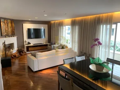 Casa de Condomínio com 4 Quartos à venda, 463m² no Indianópolis, São Paulo