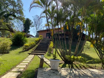 Fazenda/Sítio com 3 Quartos à venda, 10000m² no Centro, Caçapava