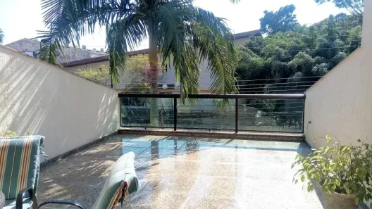 Sobrado com 7 Quartos para alugar, 840m² no Jardim Franca, São Paulo