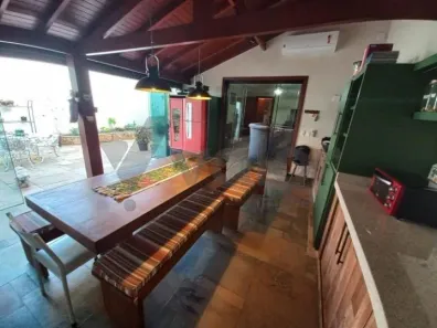 Sobrado com 3 Quartos à venda, 241m² no Parque Jatibaia (Sousas), Campinas