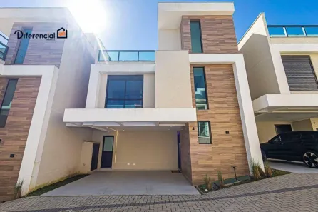 Casa de Condomínio com 3 Quartos para alugar, 182m² no Santa Felicidade, Curitiba