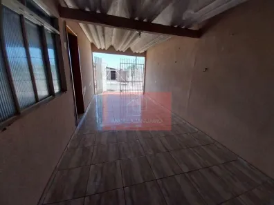 Casa com 3 Quartos à venda, 220m² no Newton Guimarães, Londrina