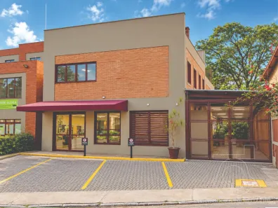 Ponto Comercial à venda, 351m² no Chácara São João, Carapicuíba