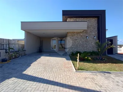 Casa de Condomínio com 3 Quartos à venda, 220m² no Terras de Santo Antônio, Itapetininga