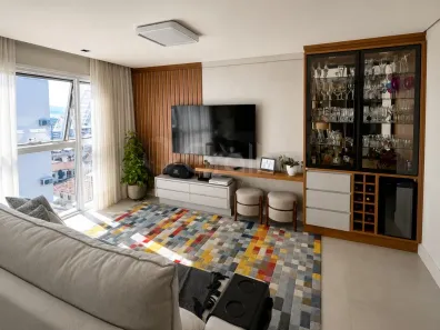 Apartamento com 3 Quartos à venda, 134m² no Barreiros, São José