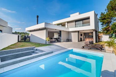 Casa de Condomínio com 5 Quartos à venda, 321m² no Vila Nova, Porto Alegre
