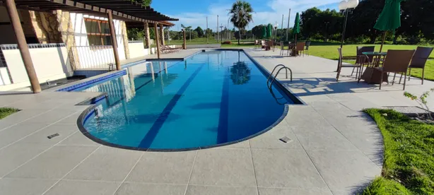 Lote/Terreno à venda, 375m² no Centro, Eusébio