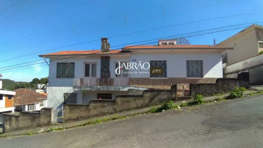 Casa com 4 Quartos à venda, 273m² no Centro, Barbacena