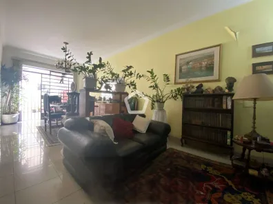 Casa com 3 Quartos à venda, 270m² no Jardim das Acácias, São Paulo