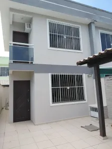 Casa com 2 Quartos para alugar, 90m² no Jardim Mariléa, Rio das Ostras