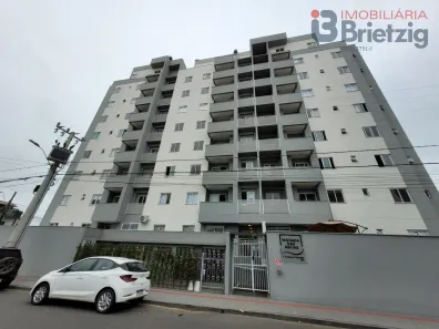Apartamento com 2 Quartos para alugar, 66m² no Costa e Silva, Joinville