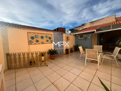 Sobrado com 3 Quartos à venda, 236m² no Santa Terezinha, Piracicaba