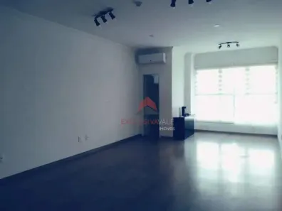 Sala Comercial à venda, 39m² no Jardim Oswaldo Cruz, São José dos Campos