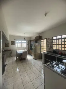 Casa com 2 Quartos à venda, 134m² no Jardim Itália, Uberaba