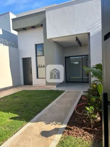 Casa com 3 Quartos à venda, 98m² no Novo Mundo, Uberlândia