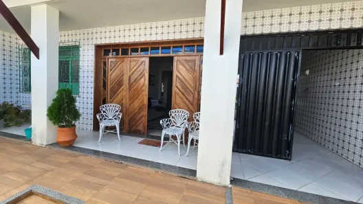 Casa com 4 Quartos à venda, 180m² no Treze de Julho, Aracaju
