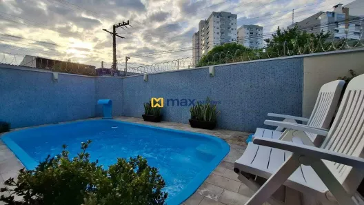 Casa com 3 Quartos à venda, 121m² no São João, Itajaí