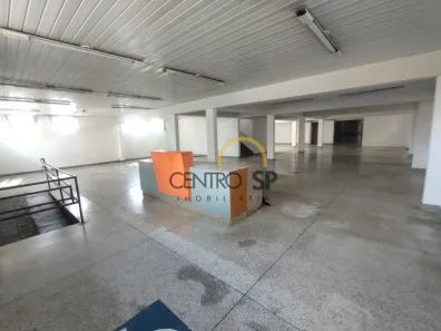 Ponto Comercial para alugar, 657m² no Vila Altinópolis, Bauru