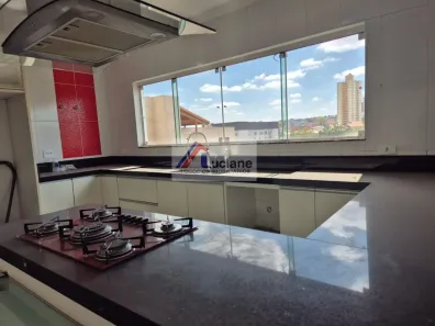 Sobrado com 4 Quartos à venda, 236m² no Parque das Nações, Santo André
