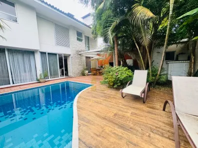 Casa com 4 Quartos à venda, 238m² no Jardim dos Estados, São Paulo