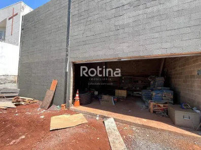 Ponto Comercial para alugar, 65m² no Cidade Jardim, Uberlândia