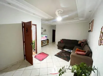 Casa com 3 Quartos à venda, 185m² no Oneida Mendes, Uberaba