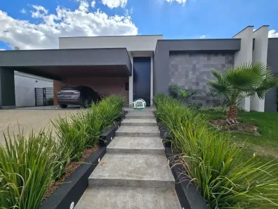 Casa de Condomínio com 4 Quartos para alugar, 300m² no Village do Gramado I, Lagoa Santa