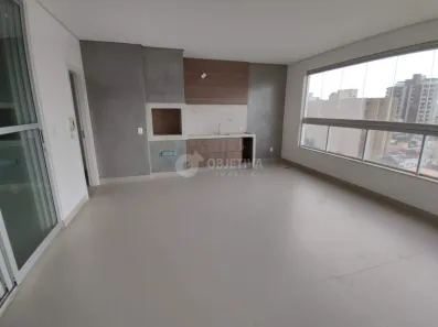 Apartamento com 4 Quartos para alugar, 217m² no Martins, Uberlândia