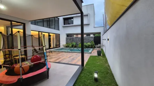 Casa de Condomínio com 3 Quartos à venda, 262m² no Jardim Califórnia, Jacareí