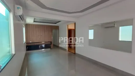 Casa com 3 Quartos à venda, 175m² no Jardim das Palmeiras, Uberlândia