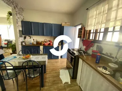 Casa com 3 Quartos à venda, 200m² no Piratininga, Niterói