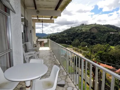 Casa com 4 Quartos à venda, 448m² no Golfe, Teresópolis