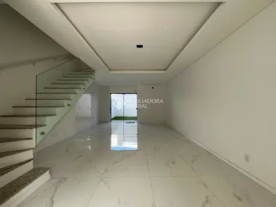 Casa com 3 Quartos à venda, 107m² no Bom Retiro, Joinville