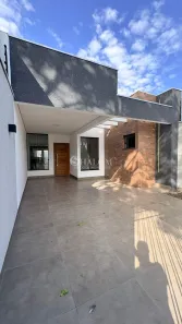 Casa com 3 Quartos à venda, 100m² no Parque das Laranjeiras, Maringá