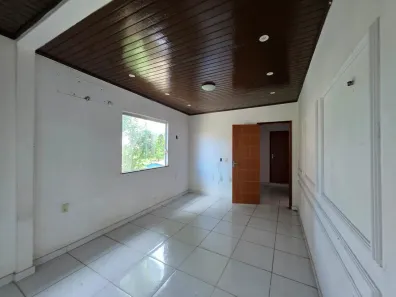 Casa com 3 Quartos à venda, 200m² no São Jorge, Manaus