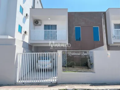 Sobrado com 3 Quartos à venda, 82m² no São Vicente, Itajaí