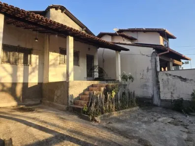 Casa com 3 Quartos à venda, 300m² no Chácara, Betim