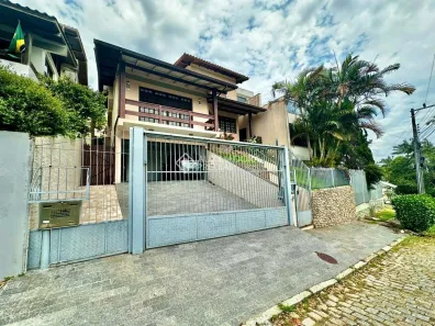 Casa com 4 Quartos à venda, 263m² no Abraão, Florianópolis