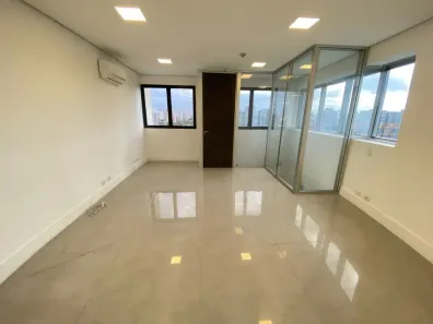Sala Comercial para alugar, 77m² no Indianópolis, São Paulo