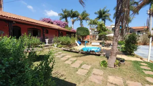 Casa com 4 Quartos à venda, 447m² no Tijuca, Contagem