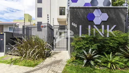 Apartamento com 1 Quarto para alugar, 17m² no Água Verde, Curitiba