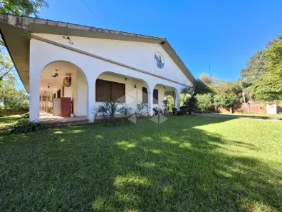 Casa com 5 Quartos para alugar, 310m² no Lorenzi, Santa Maria