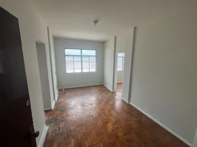 Apartamento com 2 Quartos para alugar, 47m² no Madureira, Rio de Janeiro