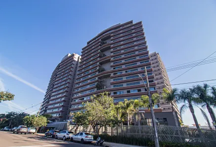 Apartamento com 3 Quartos para alugar, 187m² no Jardim Europa, Porto Alegre