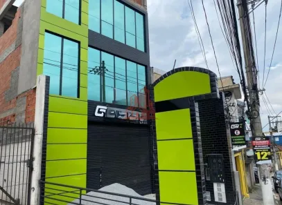 Ponto Comercial com 2 Quartos para alugar, 585m² no Centro, Cotia