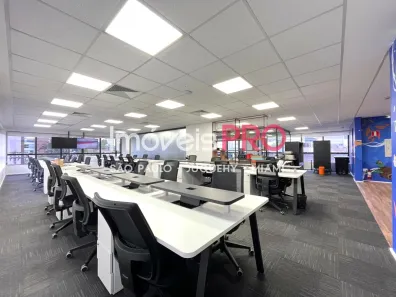Prédio Comercial para alugar, 3000m² no Indianópolis, São Paulo