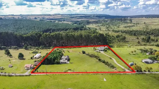 Fazenda/Sítio com 3 Quartos à venda, 559m² no , Balsa Nova