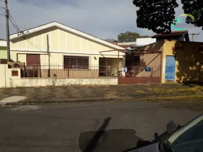 Casa com 3 Quartos à venda, 208m² no Vila Fortuna, Campinas